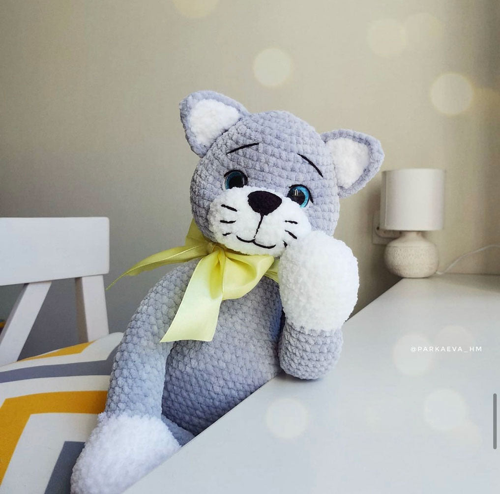 Tom Cat Crochet Kit