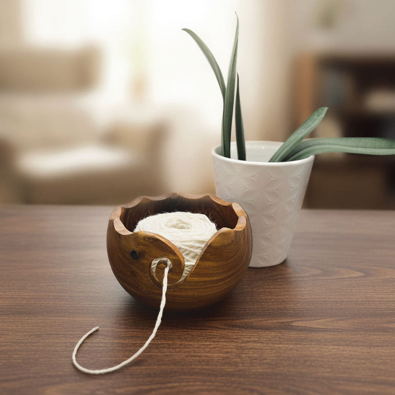 Sheesham Wood Scalloped Yarn Bowl
