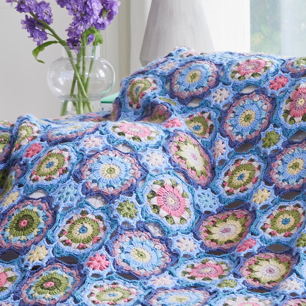 Summer Palace Throw