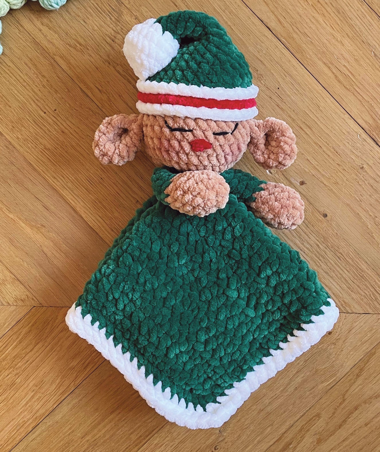 Elf Lovey