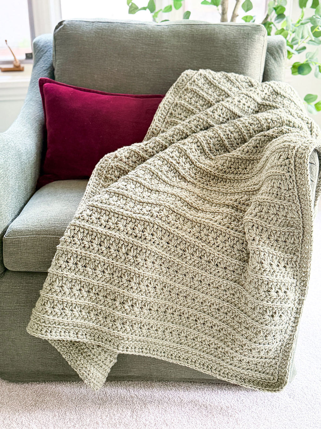 Petal Loop Stitch Textured Blanket