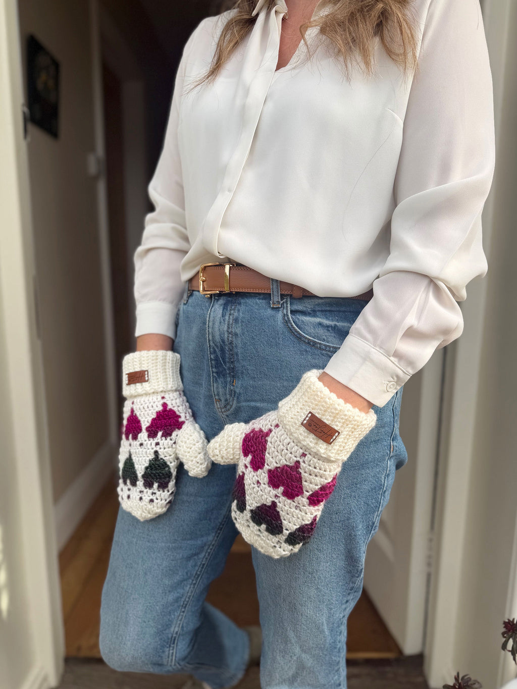 Happy Hearts Mittens