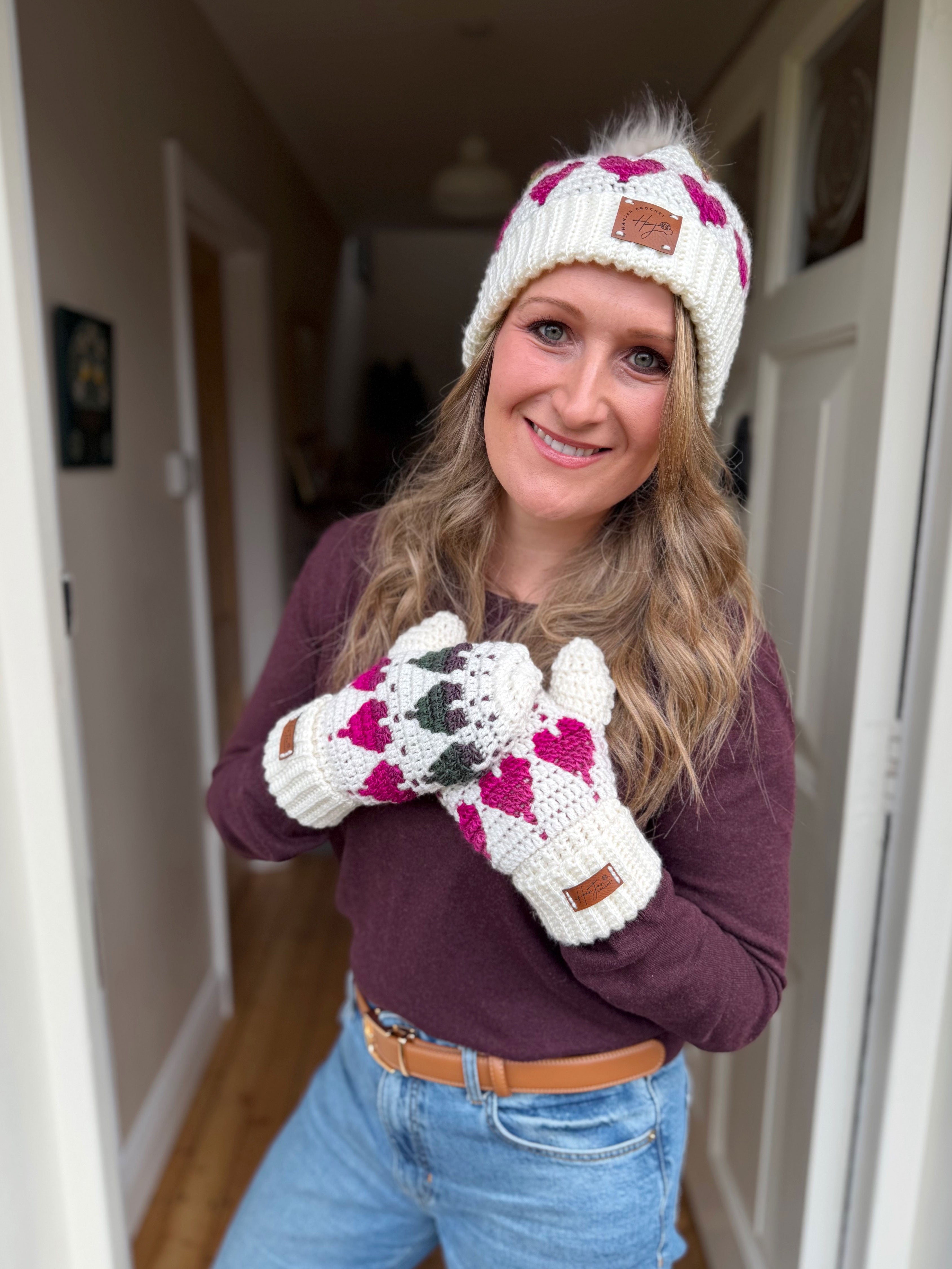 Happy Hearts Mittens