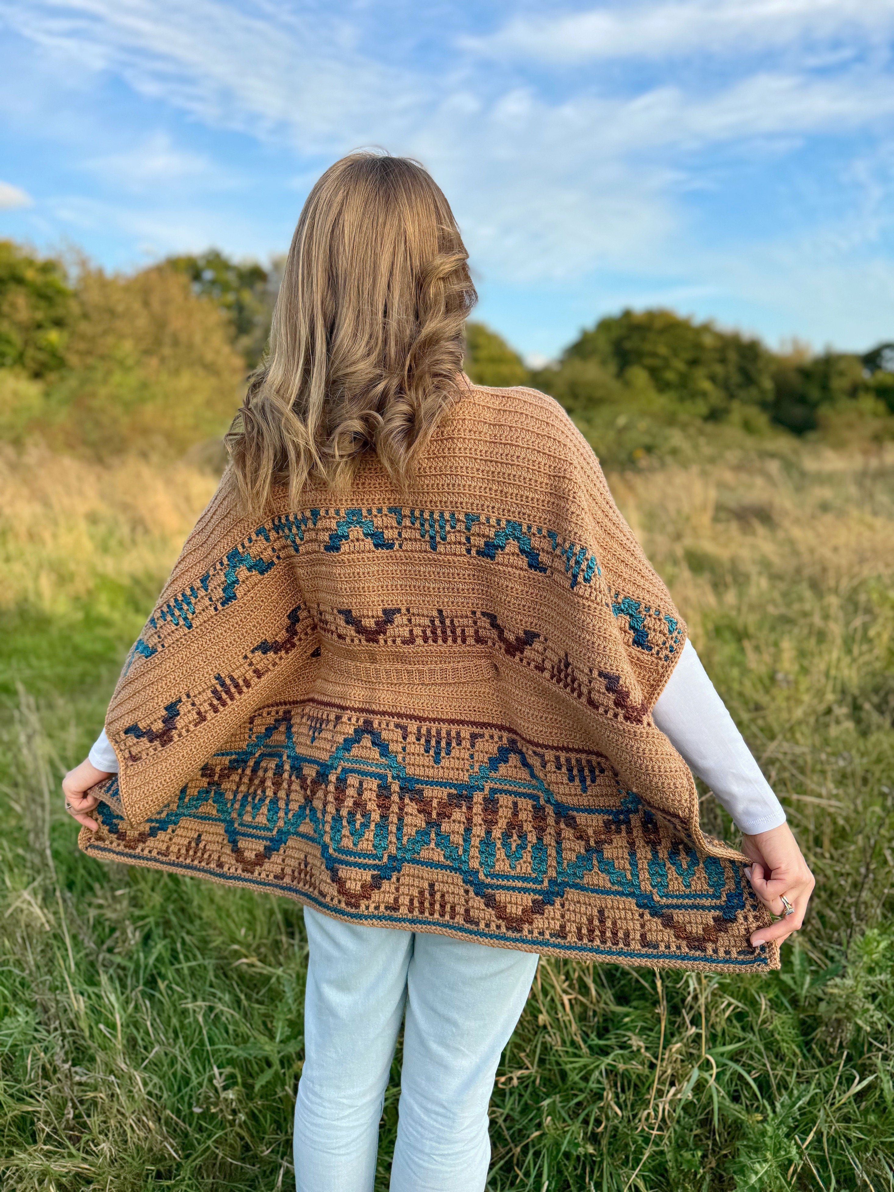 Labyrinth Poncho