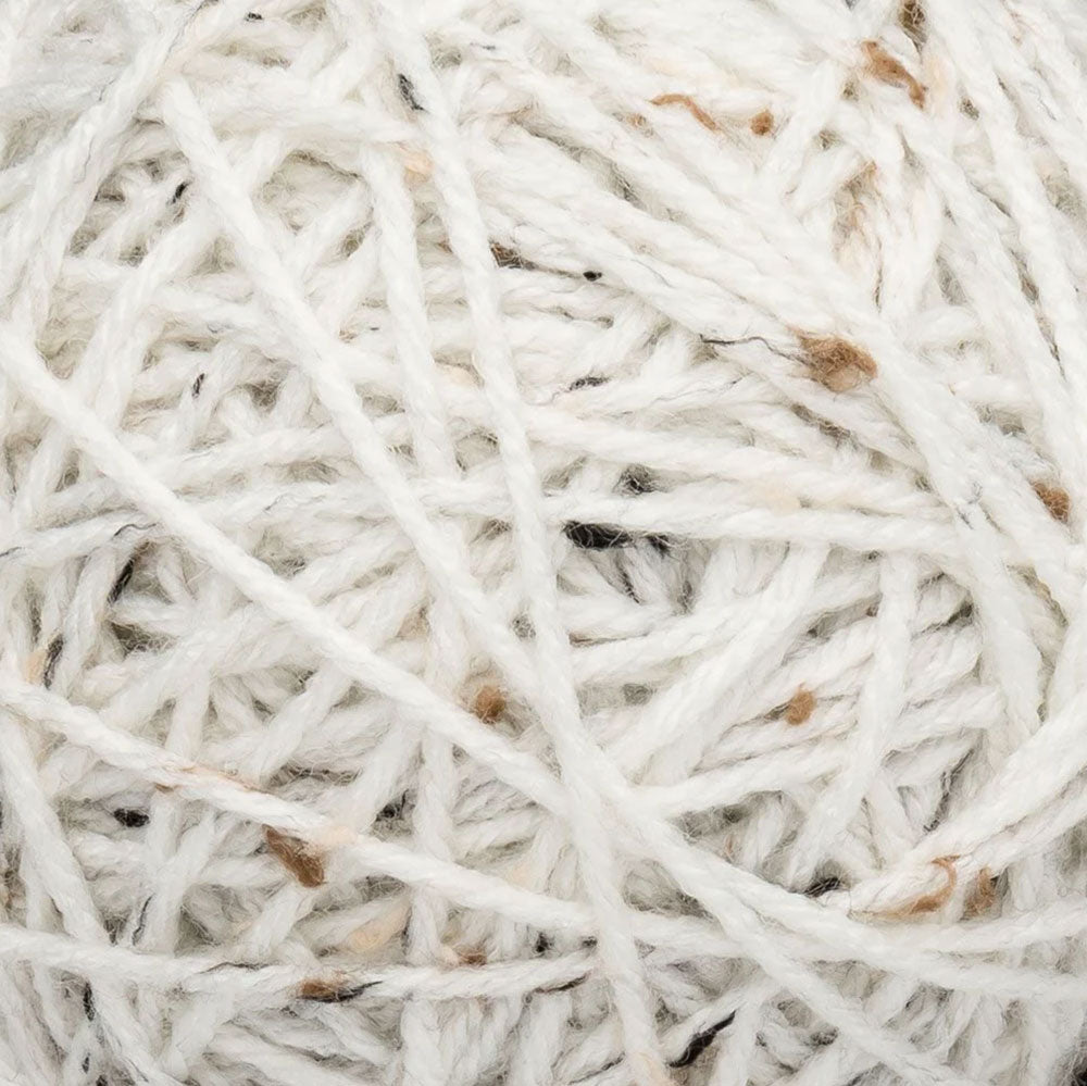 Diamond Overlay & Cables Throw