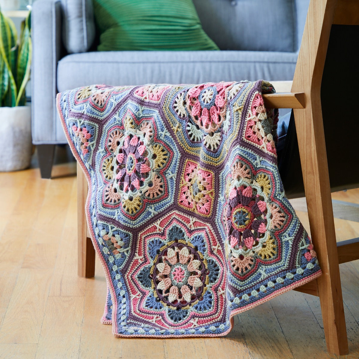 Persian Tiles Throw (Mary Maxim Mellowspun DK)