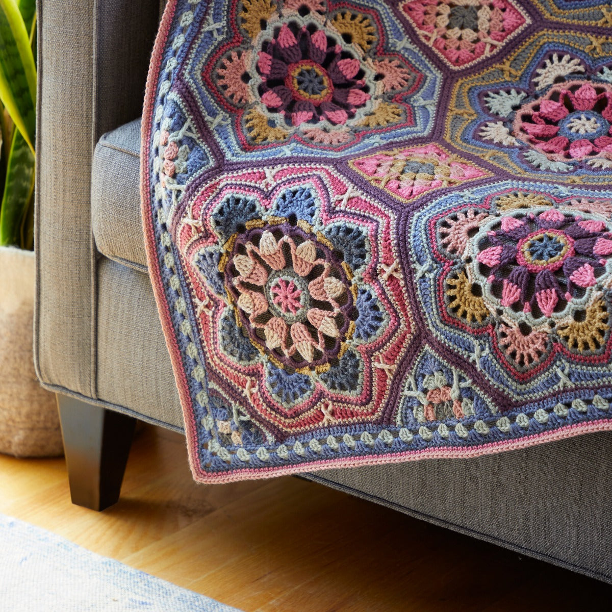 Persian Tiles Throw (Mary Maxim Mellowspun DK)
